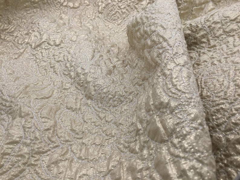 New gorgeous gold champagne silk blend metallic floral jacquard cloque fabric