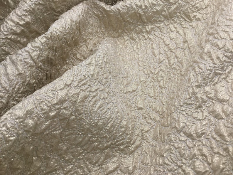 New gorgeous gold champagne silk blend metallic floral jacquard cloque fabric
