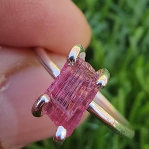 Art Deco Pink Tourmaline Ring: Raw Gemstone, 925 Sterling Silver