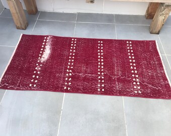 4’5x2’2feet,red rug,138x65cm,doormat rug,red bathroom rug,bedroom rug,red kitchen rug,aztec rug,kitchen rug,living room rug,rugs,vintage rug