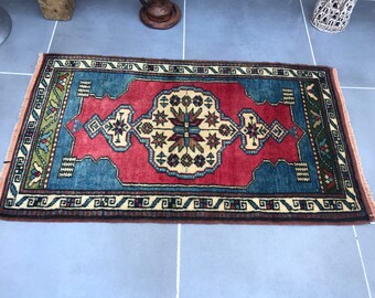 doormat rug,minimalist rug,bathroom rug,3&#39;1x1&#39;8 feet,decorative rug,96x56cm,handmade rug,blue rug,small rug,aztec doormat rug,old rugs