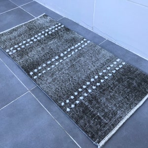 Doormat rug,3’4x1’6feet,gray doormat rug,105x50cm,small rug,striped rug,small gray rug,white relief rug,modern rug,bedroom rug,aztec rug