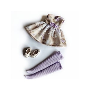 Romantic set of clothes for blythe doll: mini dress, light purple long stockings and white shoes