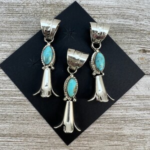 Small Kingman Turquoise Squash Blossom pendant, Navajo handmade, Dorothy Lee sterling silver