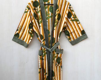 Kimono Robe aus Baumwolle mit Blumenmuster: Boho Summer Loungewear