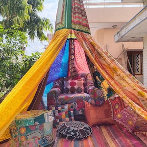 Assorted Garden Baldachin Saree Baldachin - Boho hängenden Zelt Boho Hochzeit Hintergrund | Meditationsraum -Boden Sitzfläche | hippie-glamping.