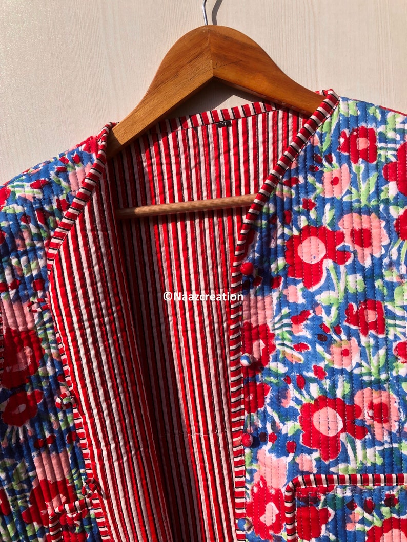 Vestes florales en coton bloc main, manteau veste fait main en coton indien, veste de style bohème, veste courte matelassée unisexe cadeau pour elle. image 5