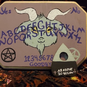 Kawaii Baby Baphomet Ouija Board y Planchette