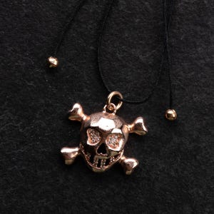 Vintage skull pendant, 925 silver newly plated with 18k rose gold, thread chain adjustable in length, unique piece completely refurbished