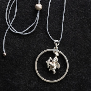 Vintage Cupid pendant, solid 925 silver, newly plated with 999 fine silver, unique piece completely refurbished, thread chain adjustable in length