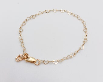 Dainty Hearts - Bracelet pour tout-petit - Gold filled - Bracelet pour bébé pour fille