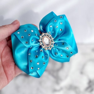 Türkis Festzug Haarschleife Strass Haarschleife gekräuselt Hellblaue Haarschleife Glitz Haarschleife Faszinierende Blaugrün Schleife Satin funkeln blaue Haarschleife