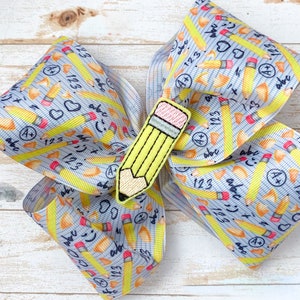 Back to School hair bow, Pencil Hair Bow, School picture day outfit, elementary hair bow, first day school bow, preschool bow, grade bow