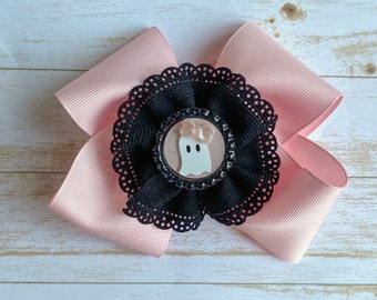 Lazo de pelo rosa para Halloween, lazo de pelo fantasma, lazo de pelo pastel espeluznante, lazo de pelo de boutique de otoño, lindo atuendo de Halloween, lazo de pelo fabuloso