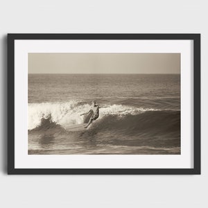 1960&#39;s VINTAGE SURFING Photo - Digital Download, Printable Art, Black & White Surf Photo, Vintage Surfing Poster, Surf Poster, Surfing Print