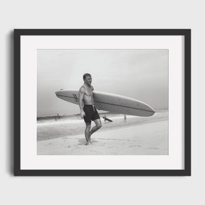 VINTAGE SURFING Photo - Digital Download, Printable Art, Black & White Surf Photo, Vintage Surfing Poster, Retro Surf Poster, Surfing Print