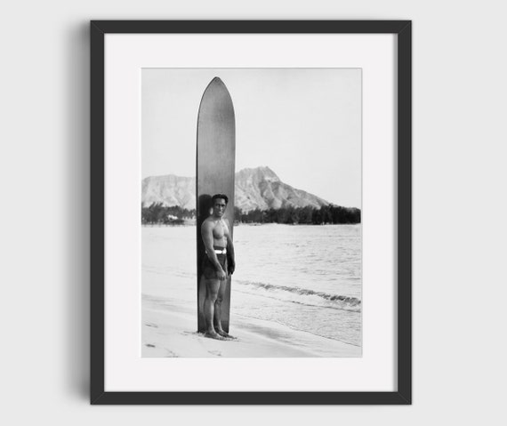 Vintage Surfing Photo Print – Duke Kahanamoku Black & White Surf