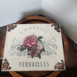 Decoupage box  with flowers - Vintage decoration - table top - Baroque decor - Christmas - Birthday - Easter git - wood box - jewelry box
