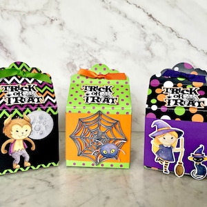 Halloween Treat Boxes set of 6 - Scary Boxes - Party Favors - Halloween Party Decor - Halloween Party Favor Boxes - Trick or treat boxes