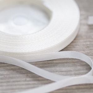 Fita de cetim marfim leve de 35 jardas, 6mm, fita de buquê de casamento, descobertas de casamento, fita de cetim fina, fita de embrulho, materiais de artesanato