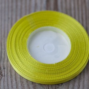 Enkelzijdig 6 mm satijnen lint Neon Limoengroen lint Dun lint Decoratieve lente Ambachtelijke voorraad Boeketlint Bloemistenvoorraad Lentevoorraad