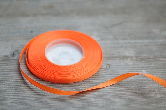 thin ribbon gift wrap