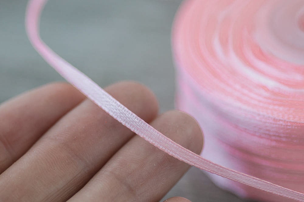 Soft Pink Ribbon 3mm Satin Ribbon 99.5 Yard Skinny Craft Ribbon Gift  Wrapping Ribbon Thin Florist Ribbon Pink Decorative Ribbon -  Singapore