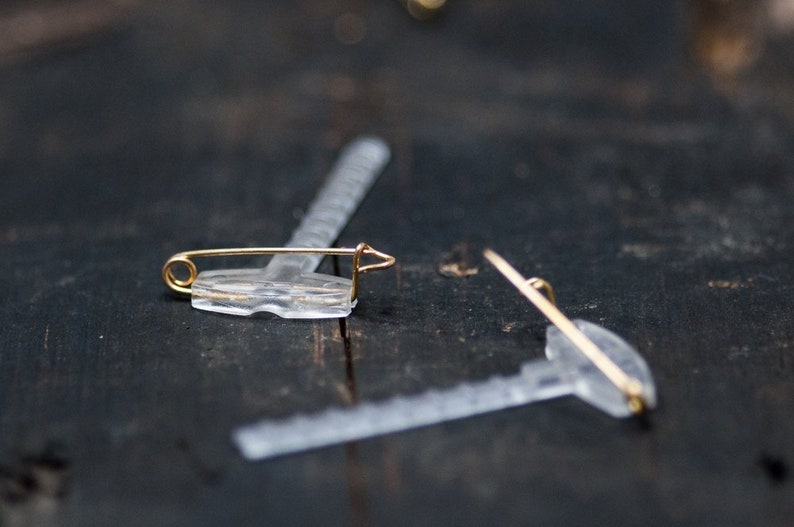 Boutonniere Holder Boutonniere Pin Large Boutonniere Holder Etsy