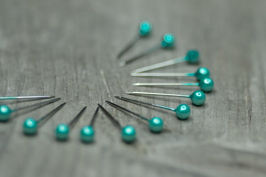22mm Long Head Pins, Small Pins, Turquoise Blue Pins, Corsage Pins