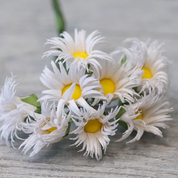 White Daisy Flowers Miniature Flowers Paper Flowers Daisy Craft Flowers Baby Shower Decor Wreath Flowers Miniature Boutonniere Flowers