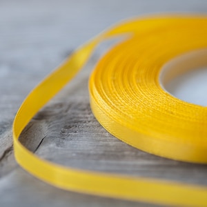 Satijnen lint 6 mm donkergeel dun lint Decoratief lentevoorraad 35 yard boeketlint bloemistvoorraad knutselspullen voor Pasen Geel lint