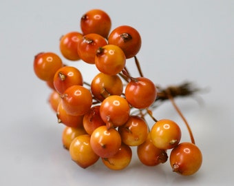 Orange Decorative Autumn Berries, Bunch of 24pics, Fall Decorations, Faux Berries, Xmas Home Decor, Orange Wreath Components, Autumn Craft