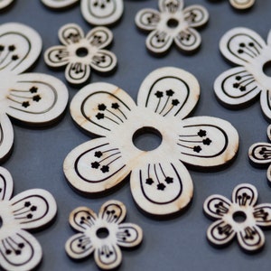 Large Rustic Flowers Shapes, Laser Cut Flowers, 18pics, 3 sizes, Natural Wood Flowers Cuts, Wooden Flowers, Wooden Craft Flower Supplies