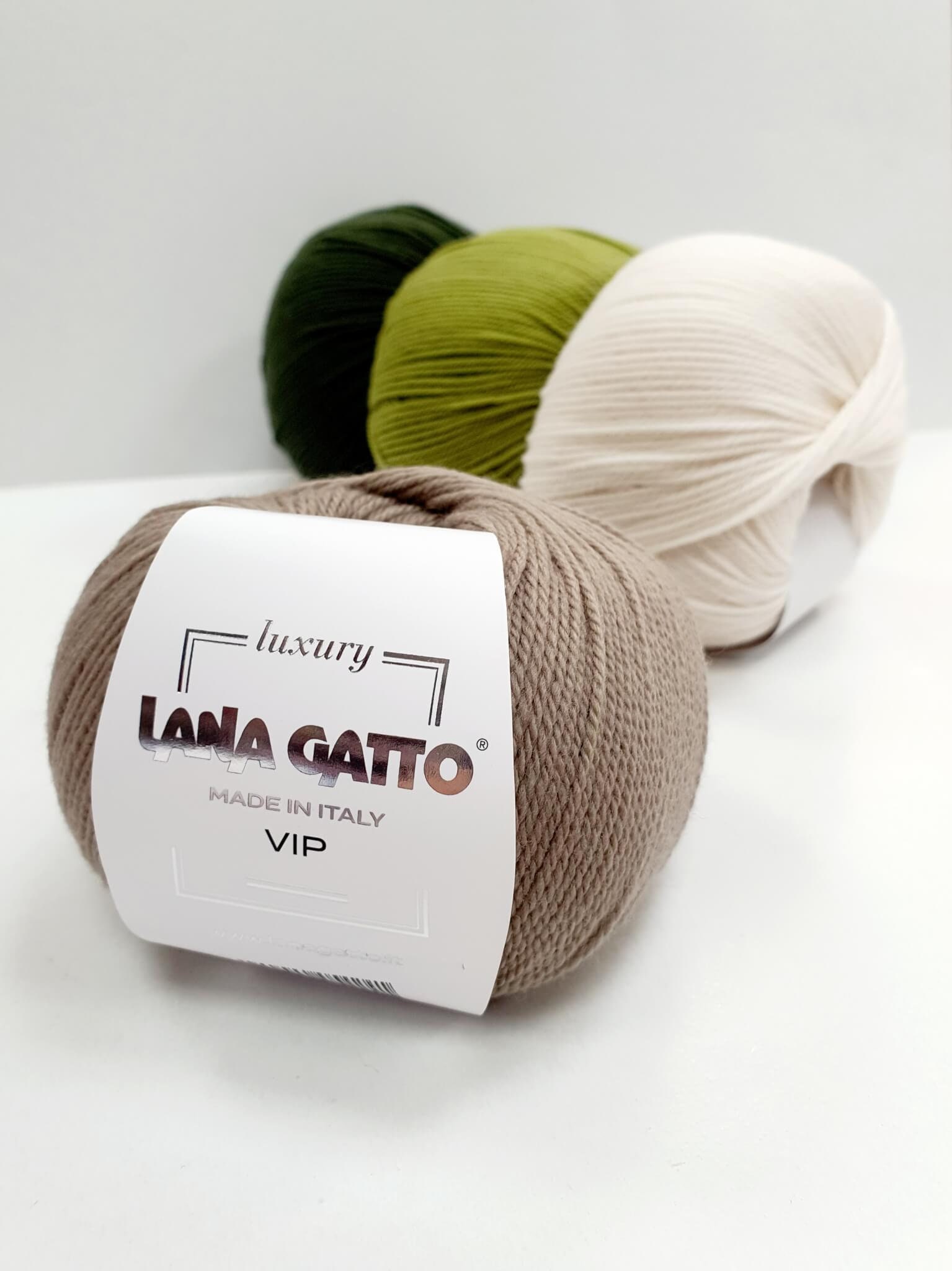 Lana Gatto VIP - White 10001 – KNiTT