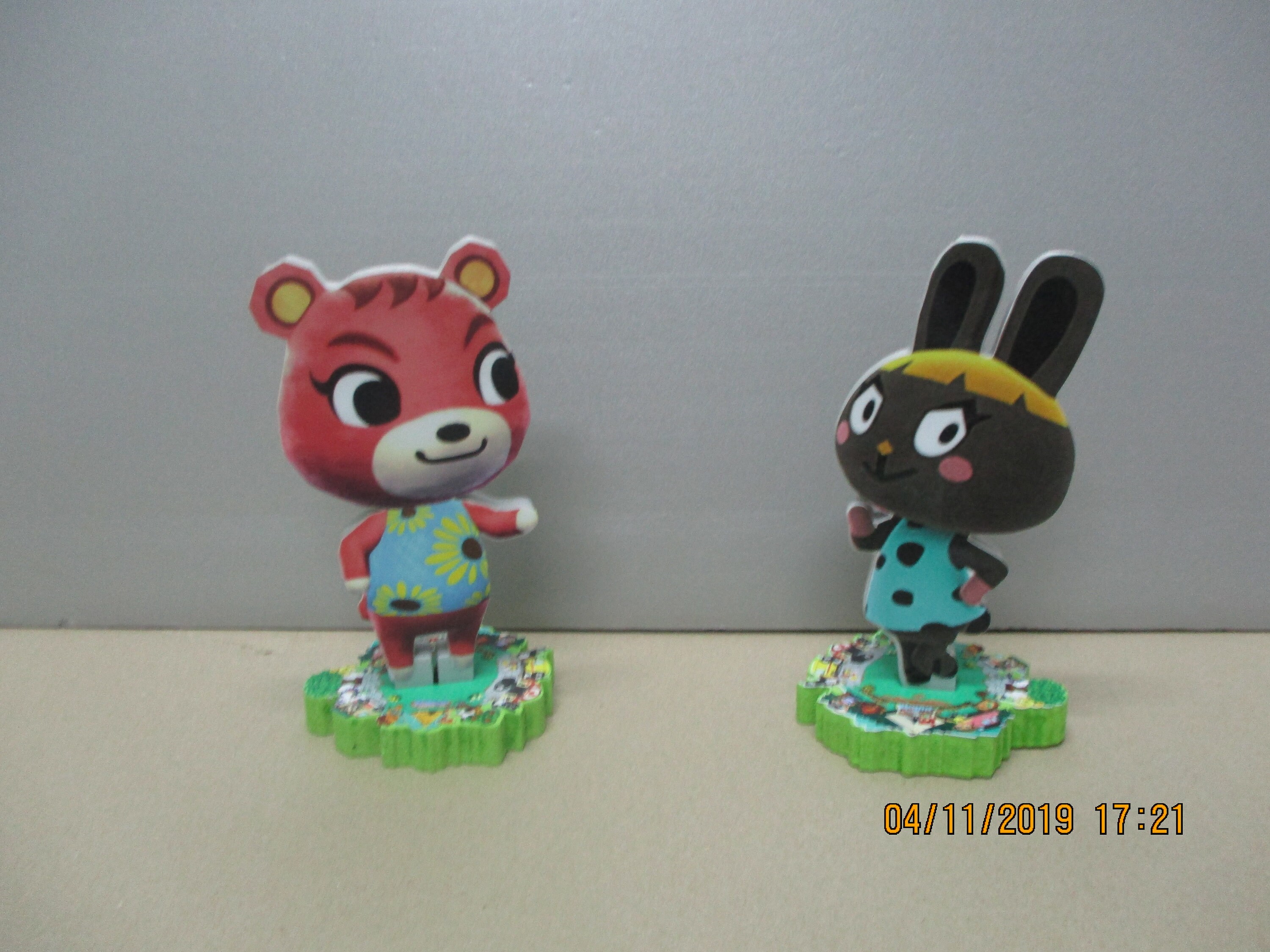 polystyrene animal figures