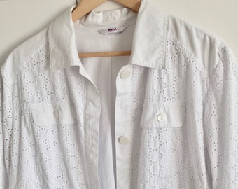 White broderie anglaise shirt for women,  cotton broderie anglaise shirt, white broderie anglaise summer top, Vintage shirt Size L