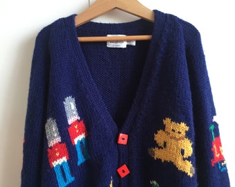 Wonderful hand knitted 100% wool kids cardigan in navy blue. Fit for 5-8years old, wonderful knitwear