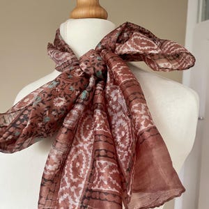 Beautiful floral silk scarf, Brown slim handwoven pure silk scarf, Light brown long patterned silk scarf with botanical print, Gift for Her