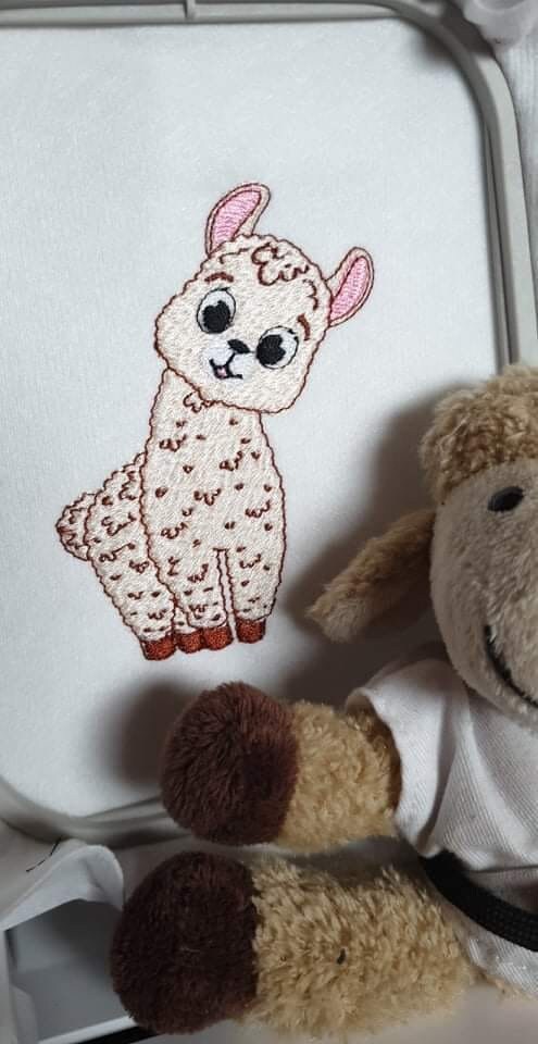 Lucy the lama  embroidery file for machine embroidery