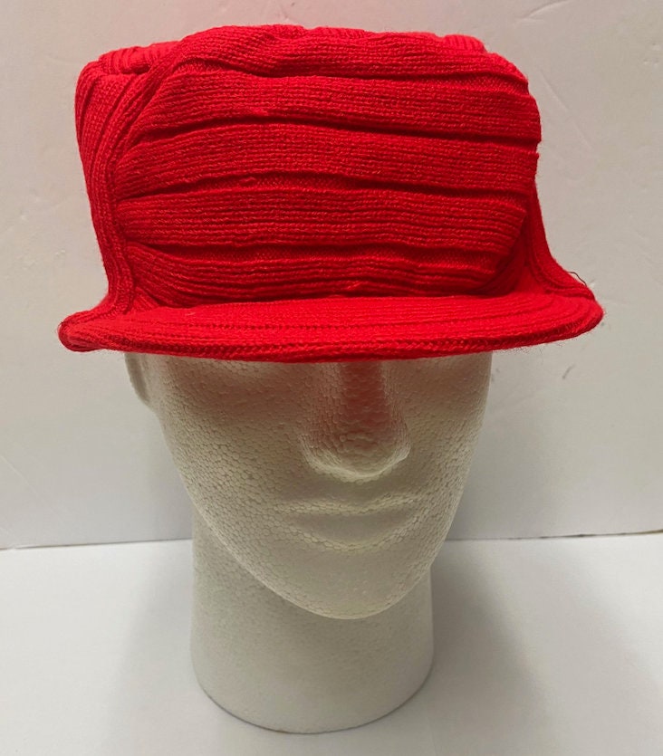 Red Visor Beanie Square Rib Knitted 