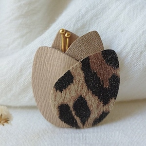 Handmade Leather Flower Brooch: Leopard & Beige