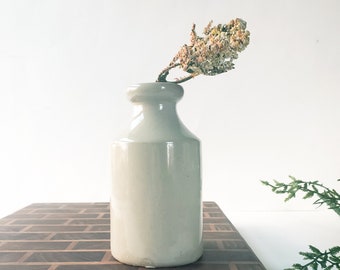 Vintage Beige Pottery Vase: Rustic Farmhouse Bud Vase