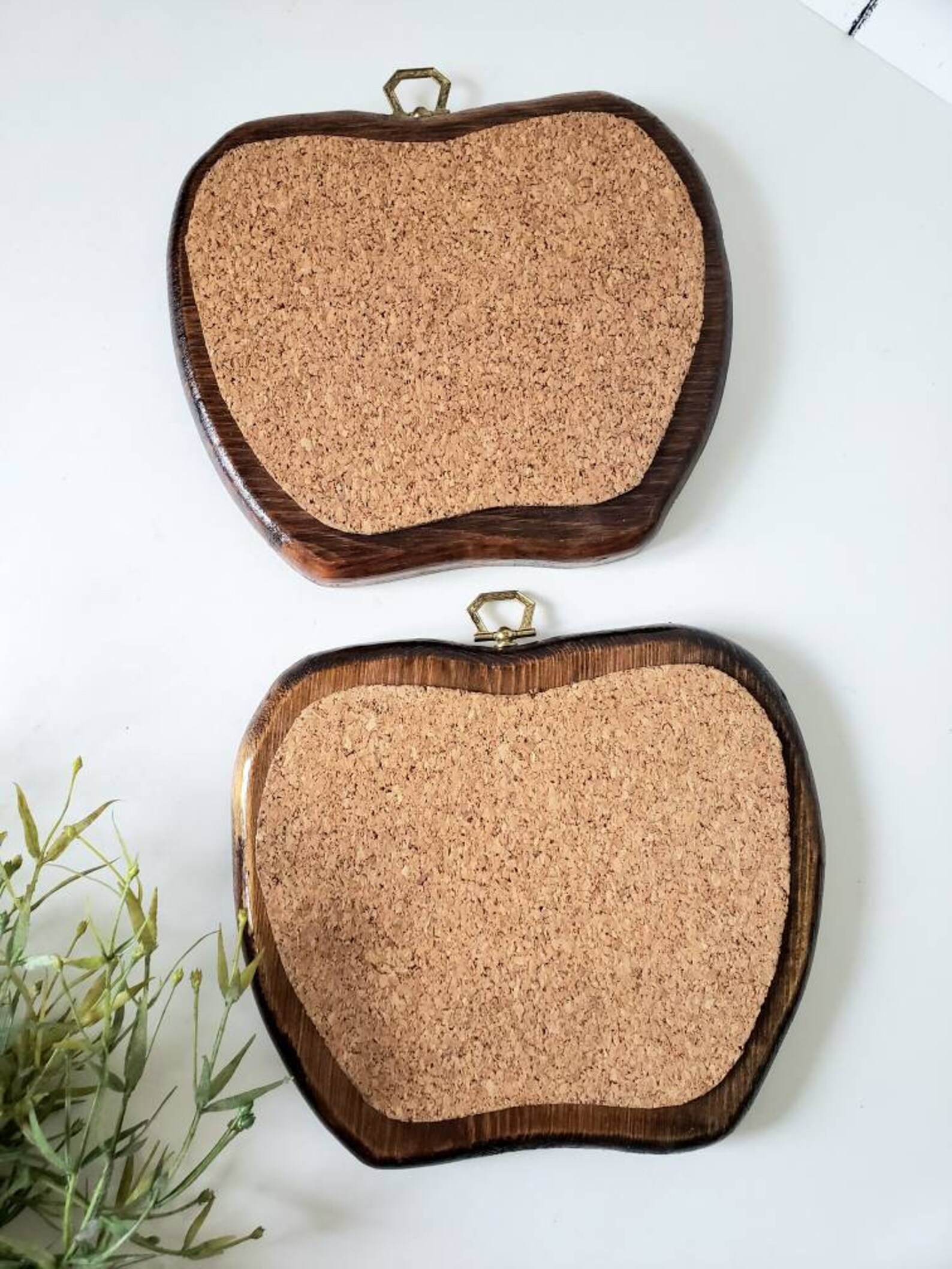 2 Vintage Wooden Apple Trivets/wood and Cork Hot Plate Pot Etsy