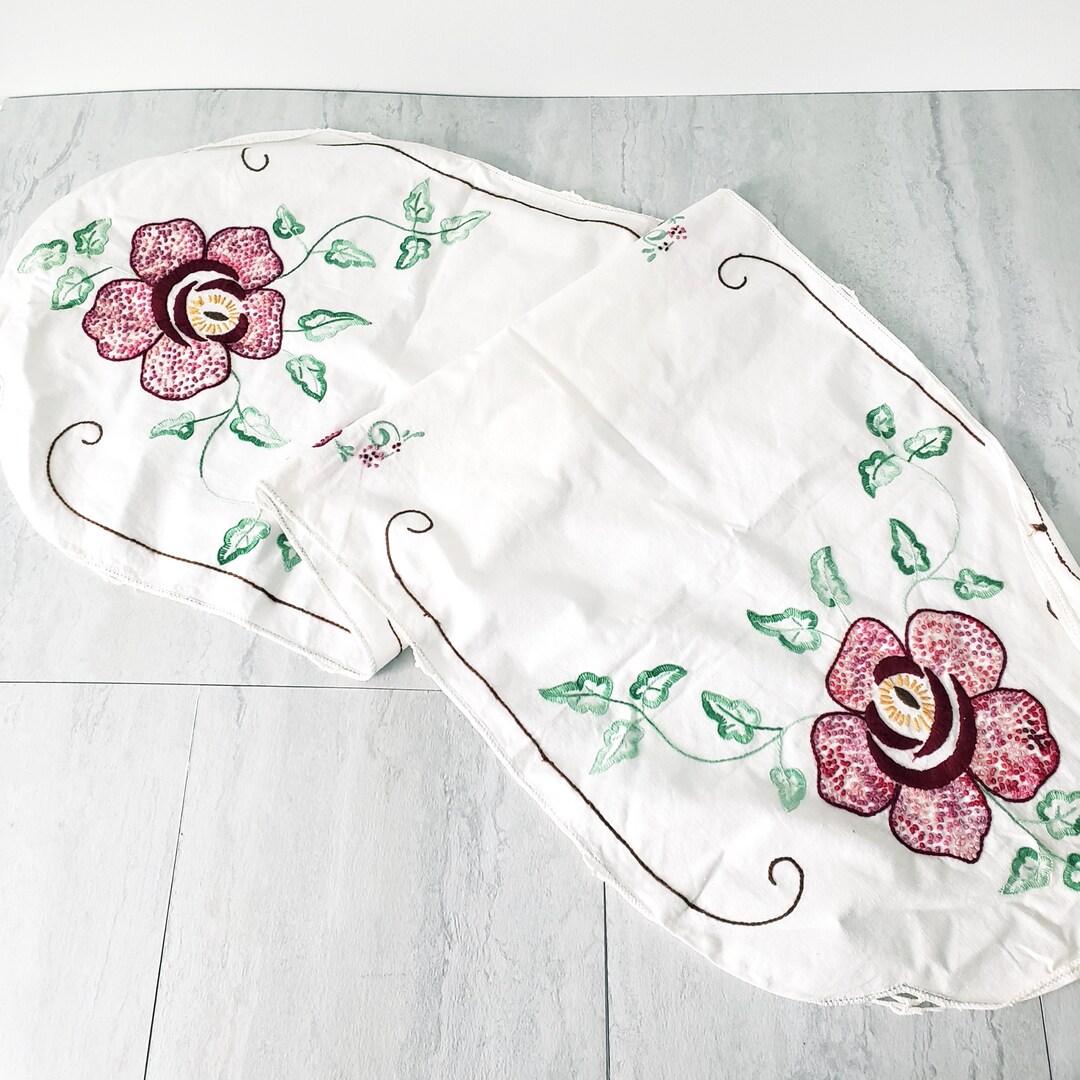 Hand Rummer Vintage Hand Embroidered Floral Table Runner: French Country Decor - Etsy
