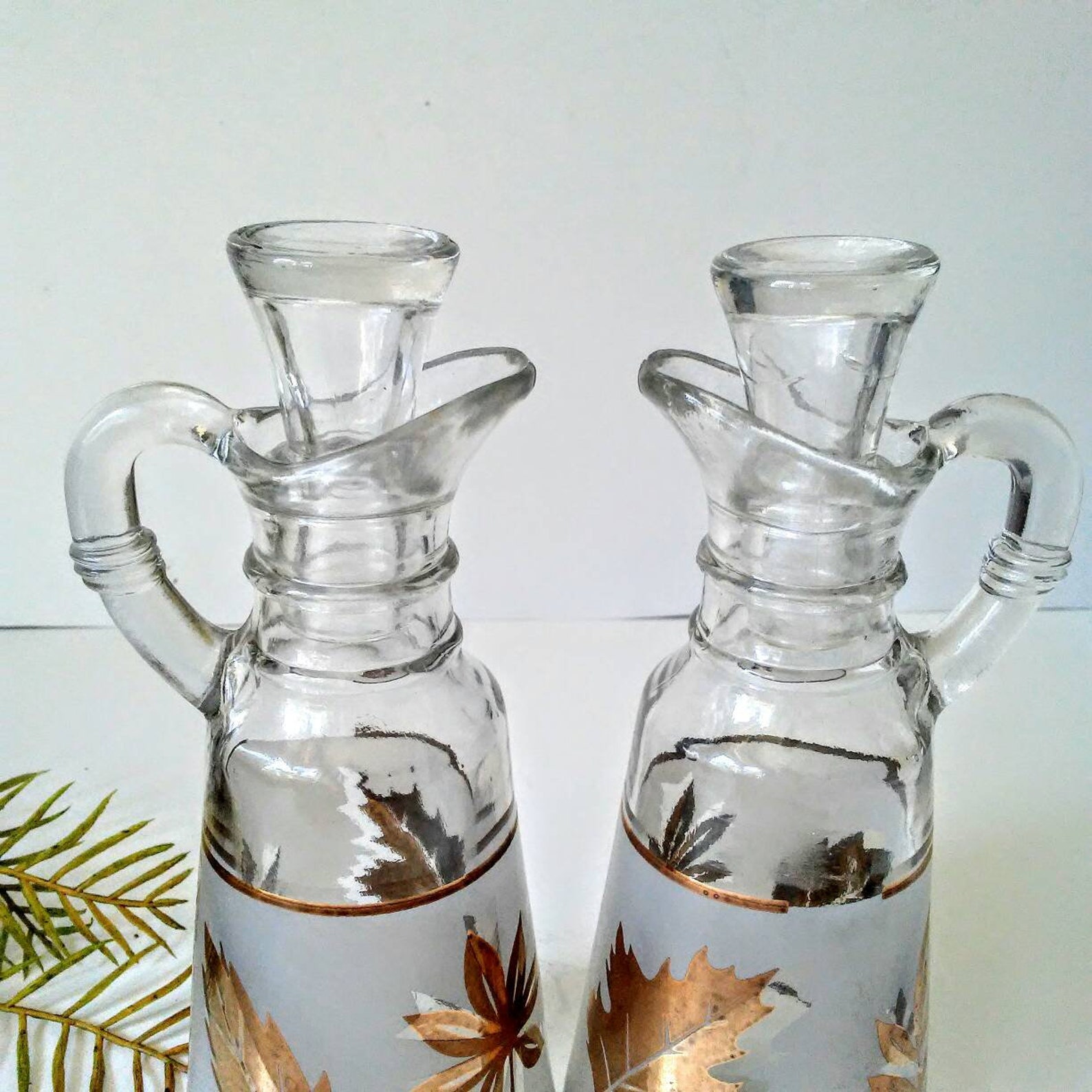 Vintage Anchor Hocking Gold Leaf Frosted Vinegar and Oil Cruet Etsy