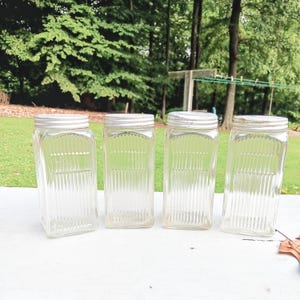 4 Square Depression Era Glass Hoosier Kitchen Cabinet Spice Jars with Lids/ 1920s/ Ribbed Glass Storage Jars/ Retro Kitchen Accessories