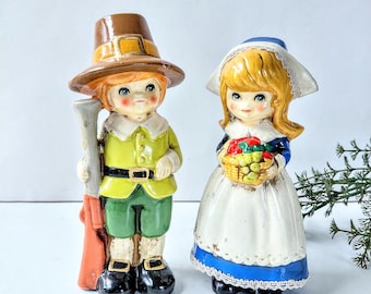 Vintage Napcoware Pilgrim Boy & Girl Thanksgiving Figurines/ Japan / 1960s/ Fall Autumn Decor/ Harvest/ Puritans Separatists/ M-8228