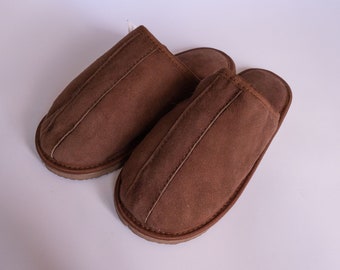 Sheepskin Man's Slippers Brown Foot, Home shoes Leather slippers Handmade Boots Shaggy boots 100% Sheepskin Christmas gift  Fur Sheepskin