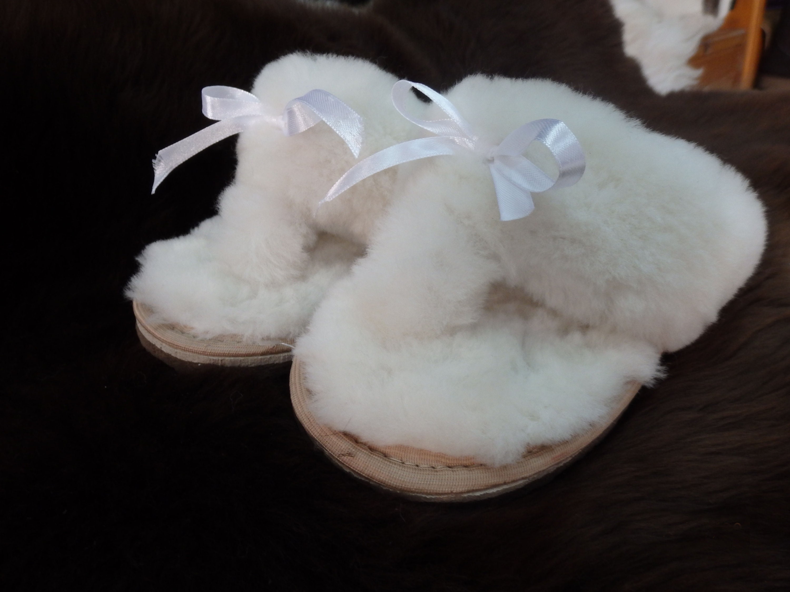 Double CC Flip Flop Thongs White Sheepskin