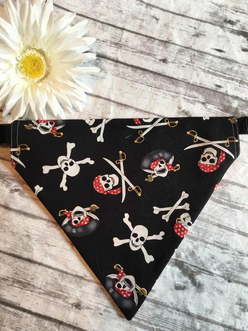 Red and Black Pirate REVERSIBLE Over the Collar Dog Bandana Dog Bandana